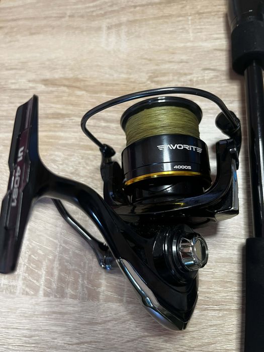 Макара U1 favorite 4000s и въдицата U1 favorite