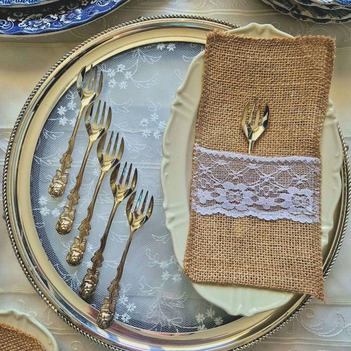 Посребрени десертни вилички с Хилдесхайм роза