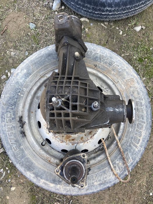 Передний редуктор, раздатка Нива 2121