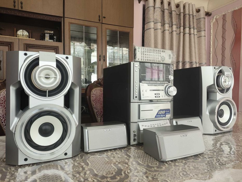 Malaysia SONY ideal holatda kachestva super