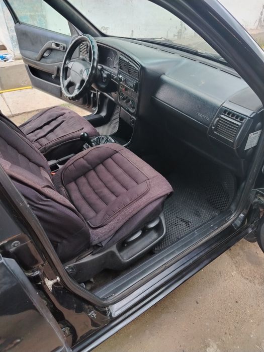 Продам фольксваген B4 универсал 1994 г.