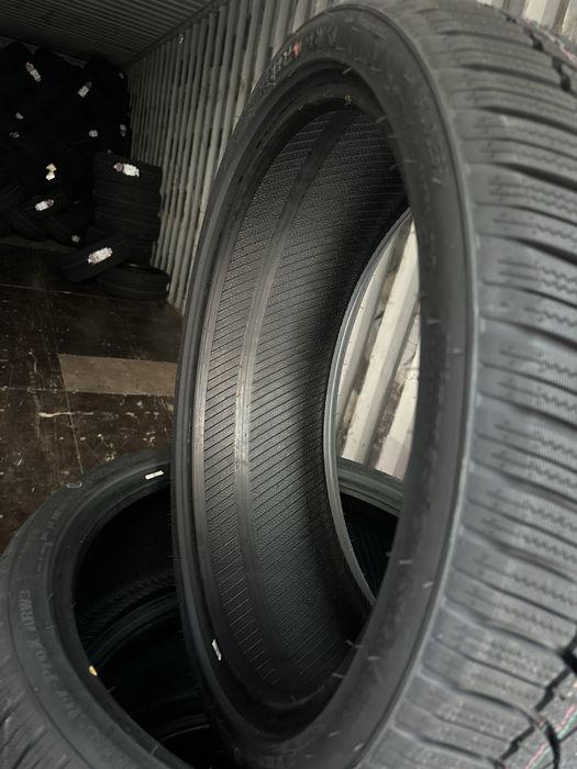Зимен Спорт Пакет ARIVO 245/35R20 275/30R20 БОРД 2453520  2753020