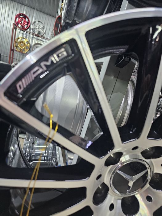 Диски на Mersedes  AMG