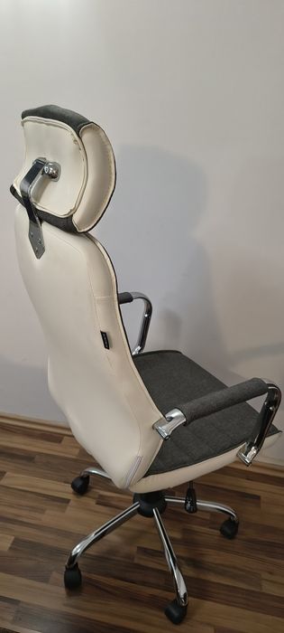 Scaun de birou ergonomic Kring Walter, cu tetiera, stofa + piele eco