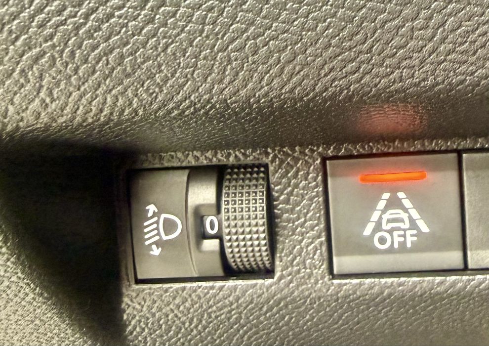 Peugeot 208 Allure 1.5d 101 CP An 2021 !