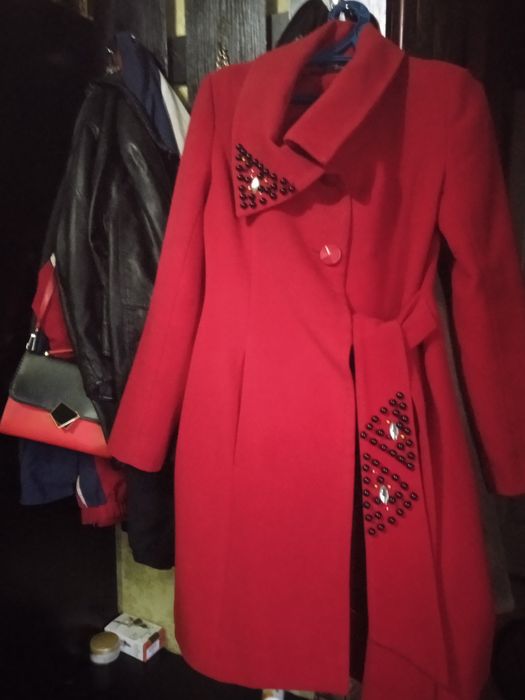 Пальто кашемир демисезонное
