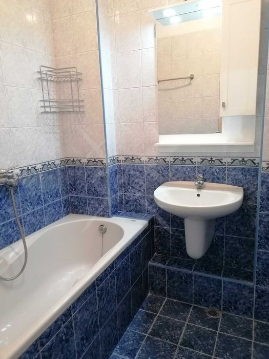 Продава се Тристаен апартамент в Пловдив, Въстанически - 120 кв.м за 4 €/кв.м - Снимка #6