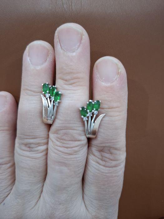 Продаются серебренные изделия .старые .