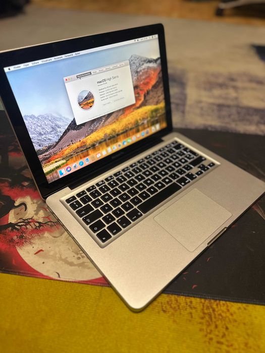 laptop macbook pro 2011, core i5, 4 gb