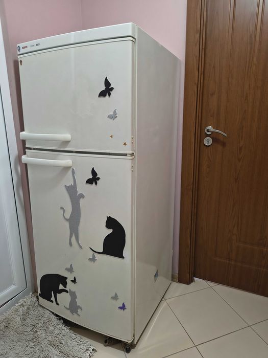 Хладилник с камера Bosch, в.140