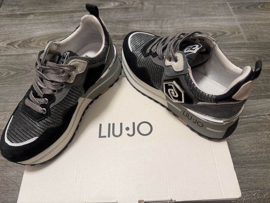 Обувки / маратонки Liu Jo N36
