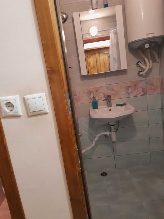 Дава се под наем Тристаен апартамент в Варна, Младост 2 - 80 кв.м за 510 € - Снимка #9