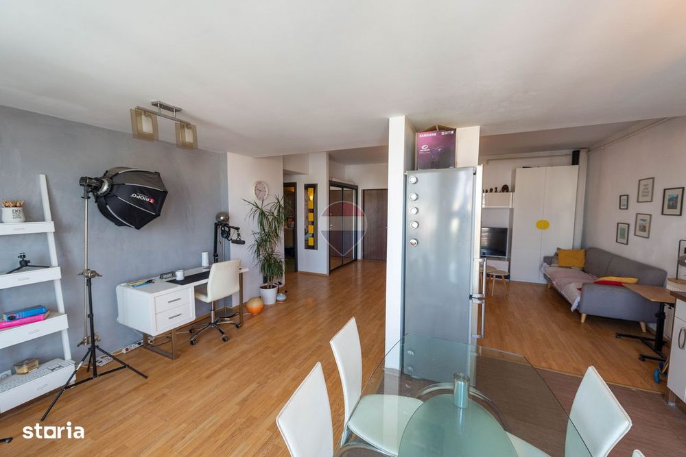 Apartament cu 2 camere de vanzare zona 1 Decembrie 1918 strada Fetesti