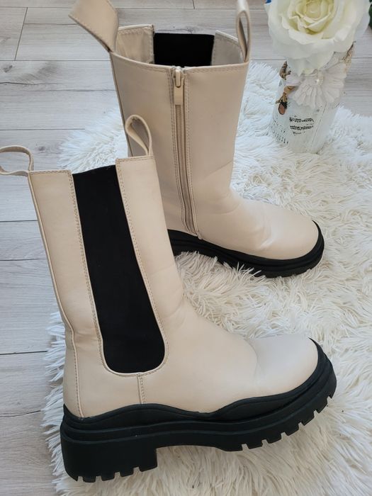 Черни боти естествена кожа MANIFELD, бежови ботуши челси,  черни кубин