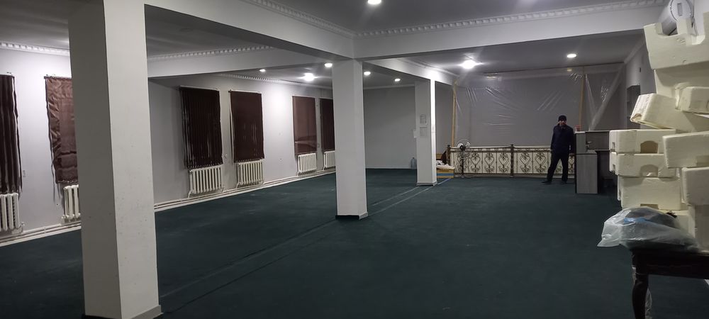 Урганч шахри Чолиш бозор рупарасида жойлашган дукон  сотилади