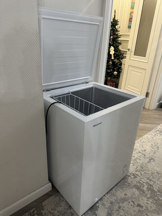 Продам морозильник ларь Hisense
