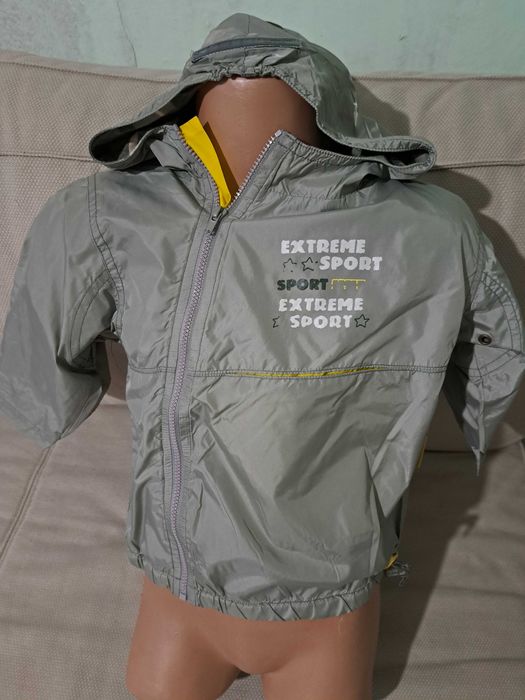 Детски дрехи, ветровка, елече