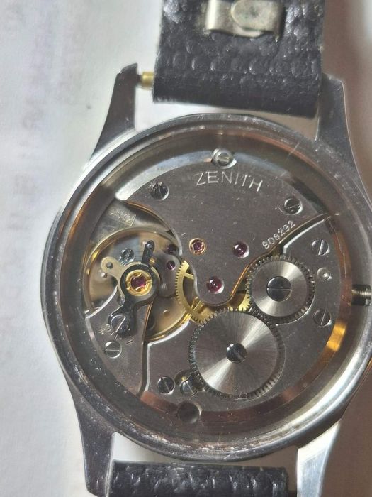 Zenith mecanic impecabil