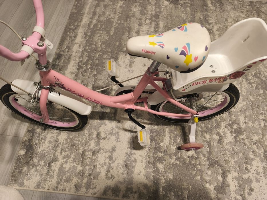 Vând bicicleta copii 5--9 ani