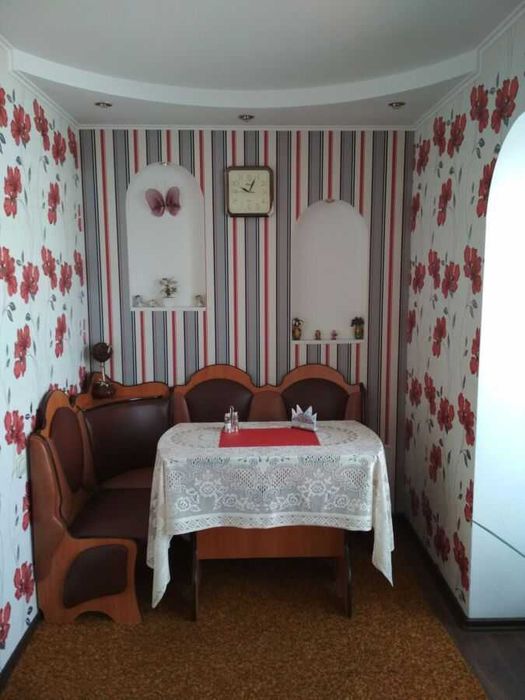 Дава се под наем Двустаен апартамент в София, Център - 65 кв.м за 397.8 € - Снимка #2