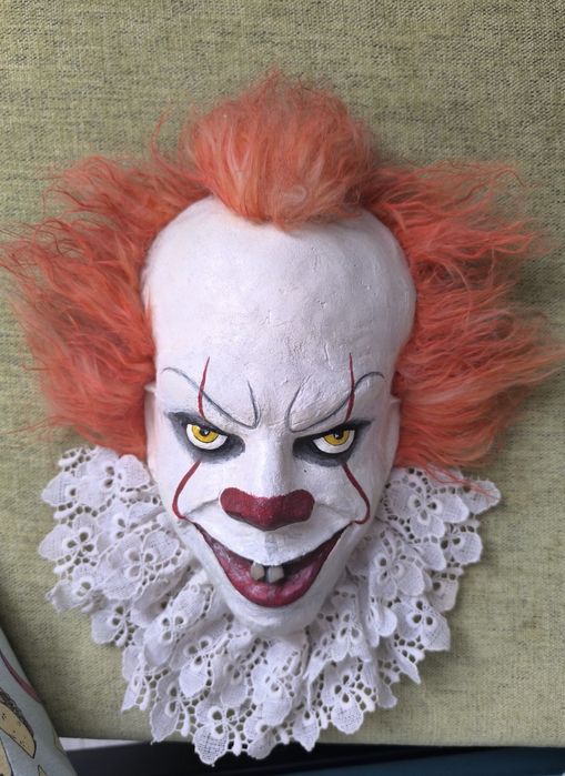 Продается маска Пенивайс, Оно