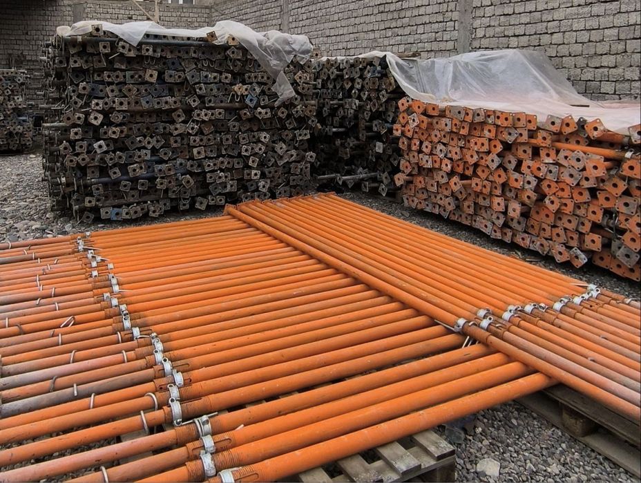 Опалубка (корейский) и стойки в аренду.Opalubka stoyka damkrat arenda