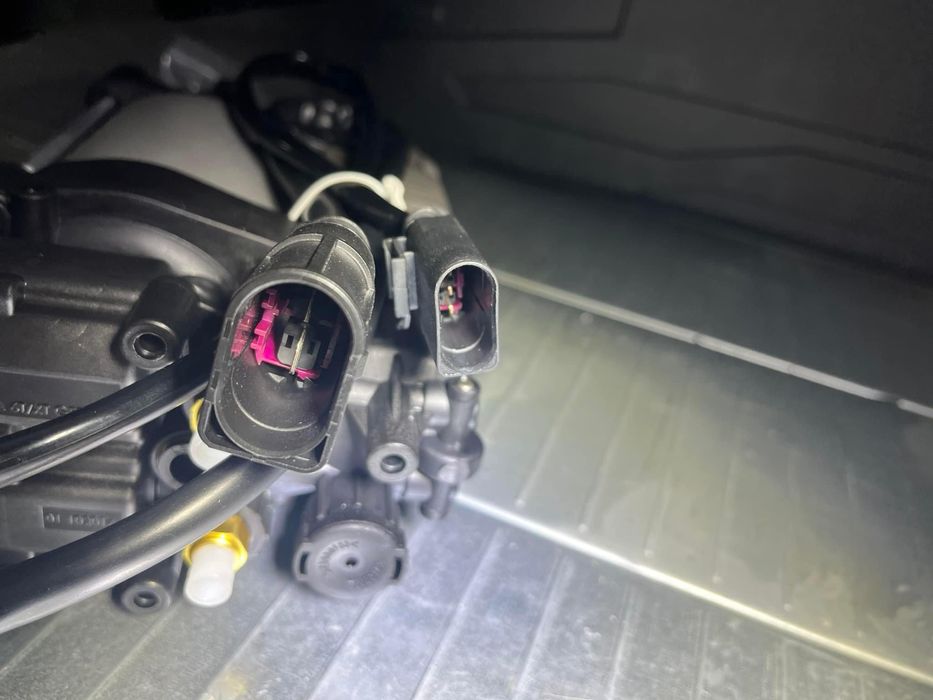 Compresor perne aer TOUAREG / Macan kit reparatie bloc valve nou