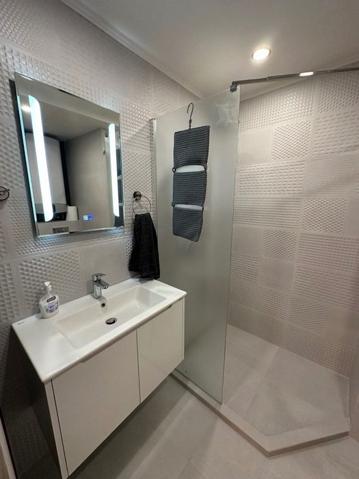 Дава се под наем Тристаен апартамент в Бургас, Лазур - 90 кв.м за 1047.03 € - Снимка #8