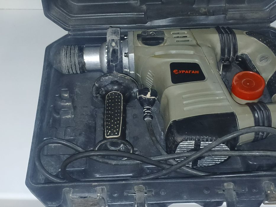 Продам болгарку CROWN 1300WATT
