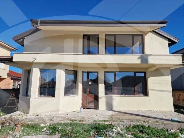 Къща в село Калояново!