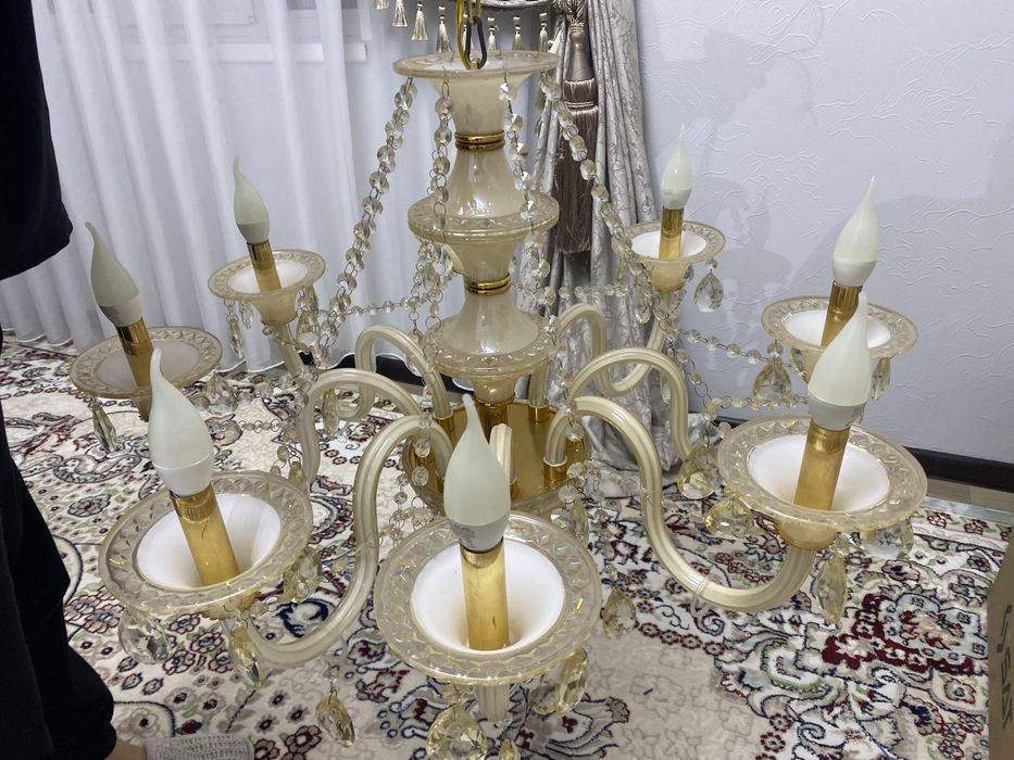 Классические люстры 2 штуки