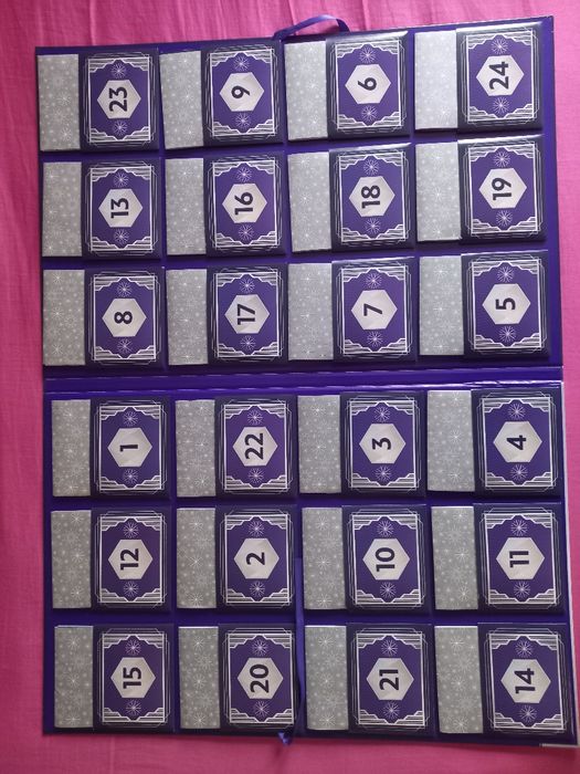 Маргаритка, Златна колекция Дисни, коледен календар Дисни