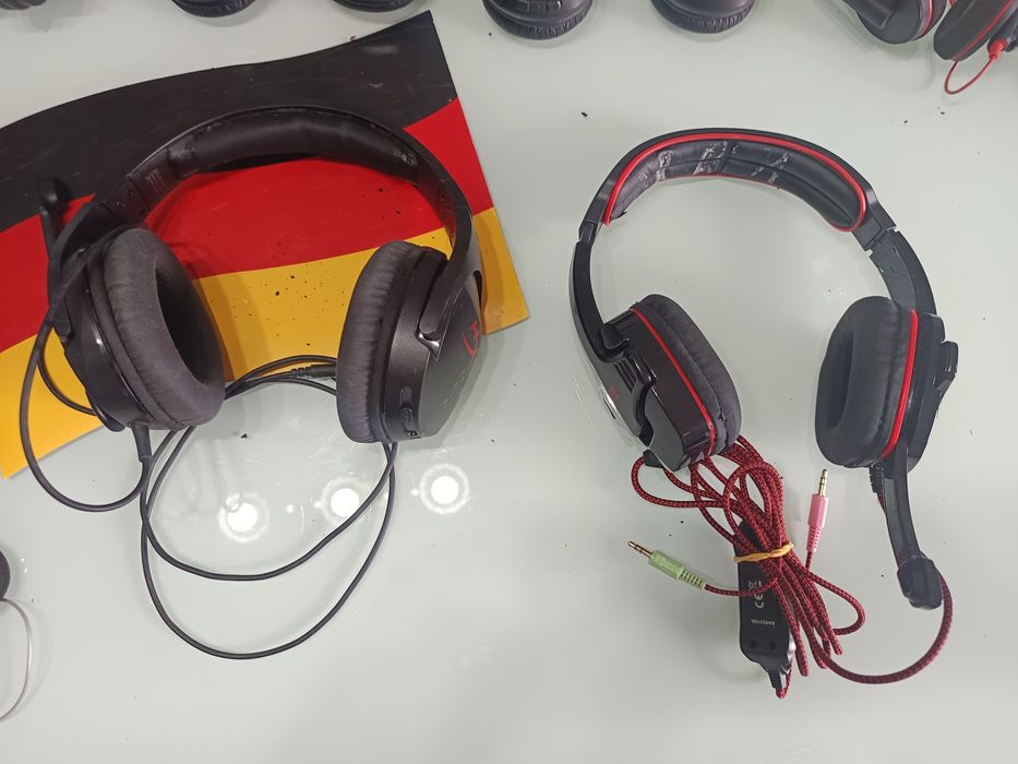 Casti audio si gaming wireless si cu fir sony trust jbl hyper x livoo