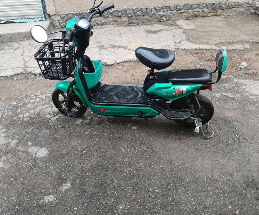 Продам скутер не на ходу