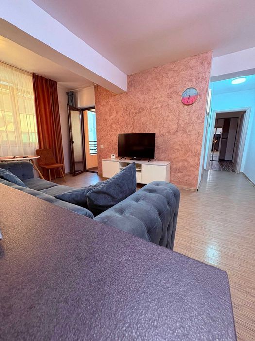 Propietar vand apartament 2 camere zona Petrom City