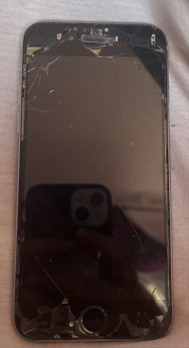 Телефон iphone 6s