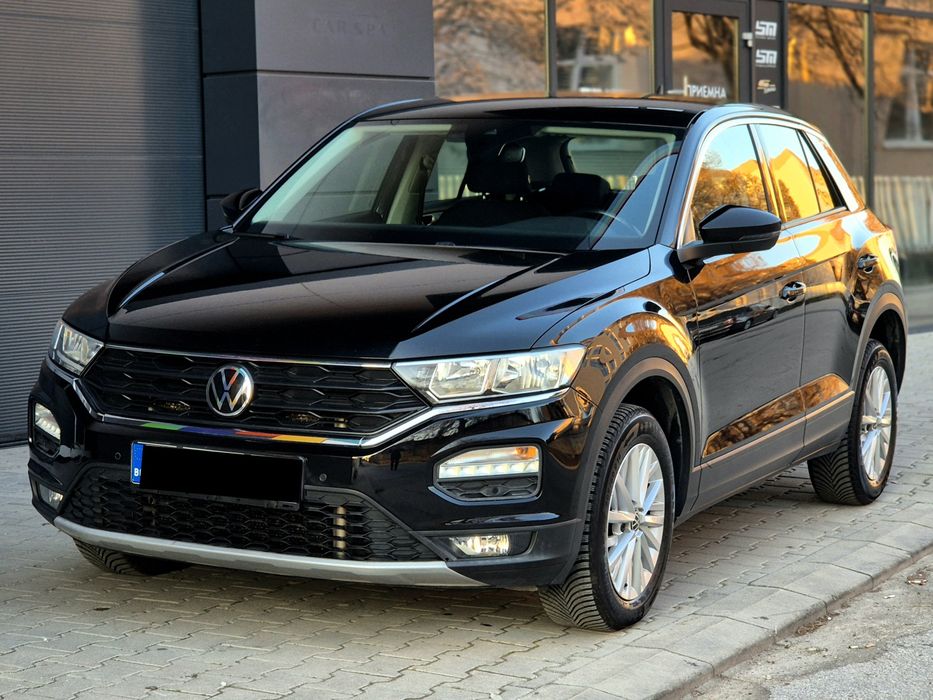 Volkswagen T-ROC 2.0 TDI DSG *Пълна сервизна история във Фолксваген