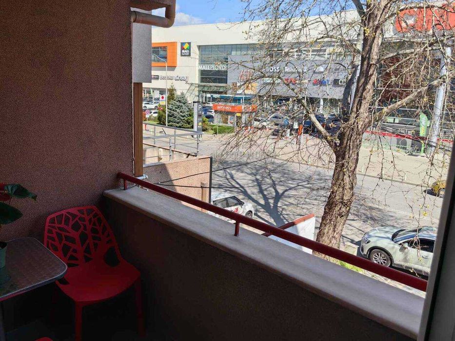 Дава се под наем Офис в Пловдив, Христо Смирненски - 100 кв.м за 1020 € - Снимка #3