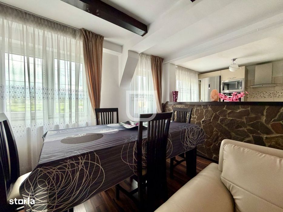 Triplex LUX în centrul Frasin – complet mobilat
