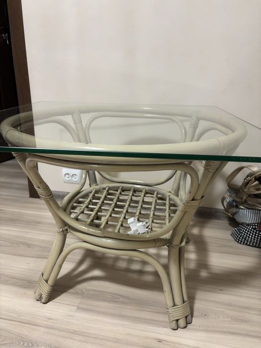 Masa din ratan cu blat din sticla 78/78cm