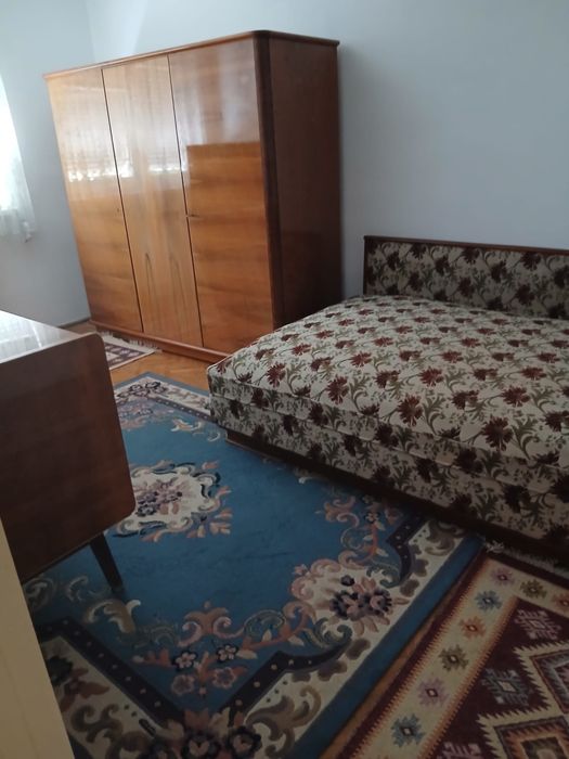 Inchiriez ap 4 camere Gura Campului, Baznei