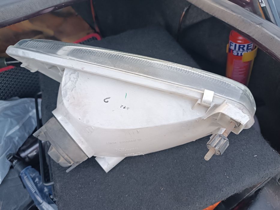 Камри 20 левый фарасы сатылады