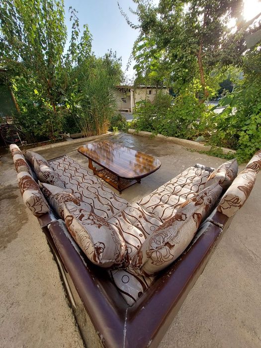 Yumshoq mebel sotuvda