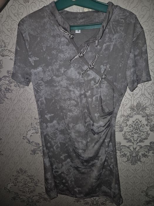 Продаю платье новое