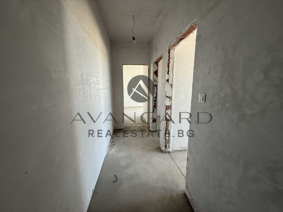 Продава се Тристаен апартамент в Пловдив, Христо Смирненски - 76 кв.м за 1382 €/кв.м - Снимка #8