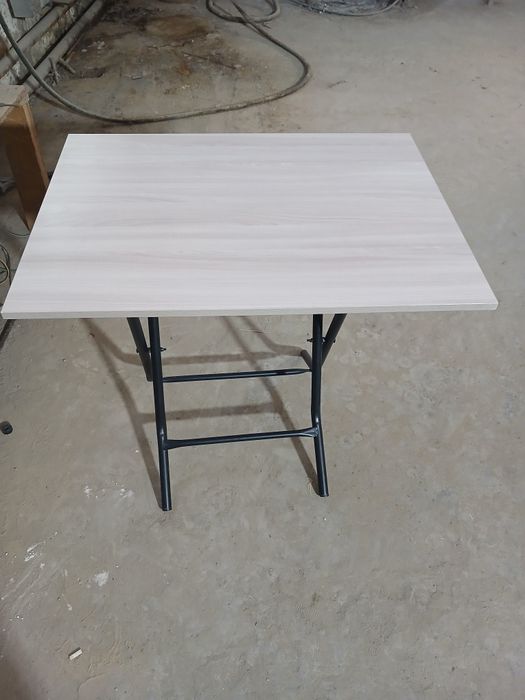 Стол раскладной..