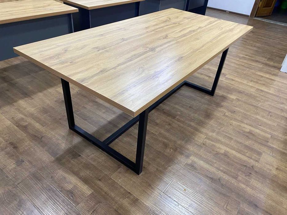 Конференц  стол от производителя