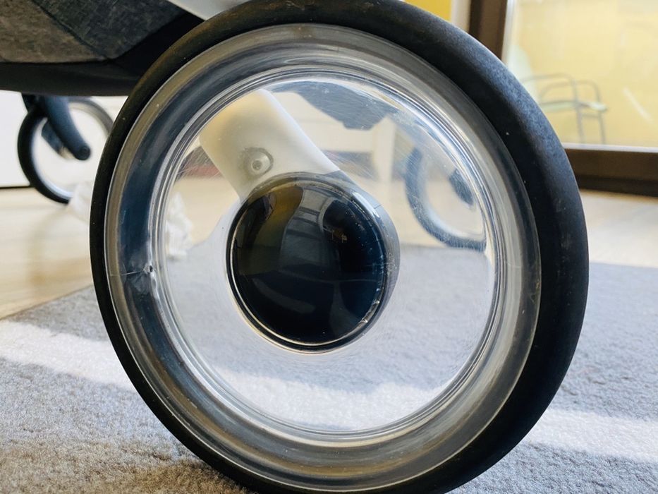 Mima Zigi, перфектна + аксесоари!