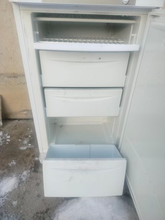 Морозильник продается