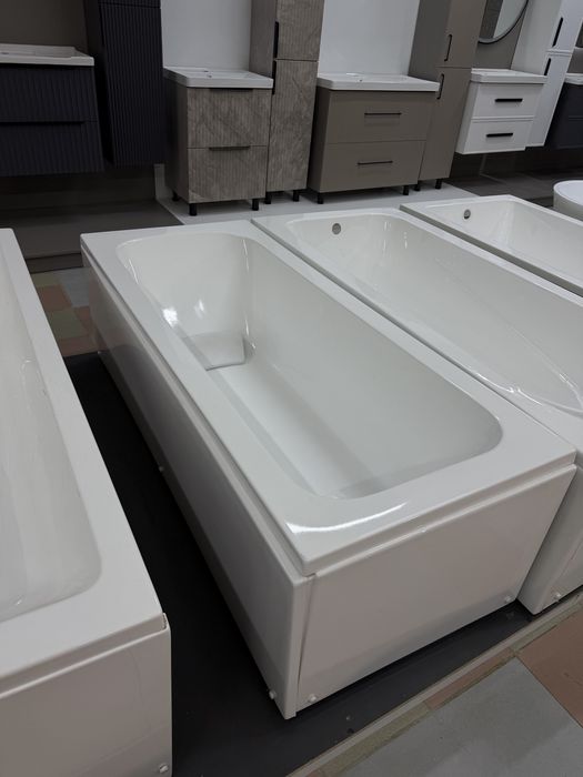 Акриловая ванна 170:70